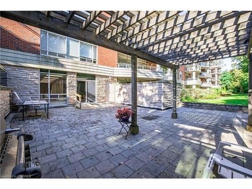 204-125 Wilson Street W, Ancaster, ON - Outdoor