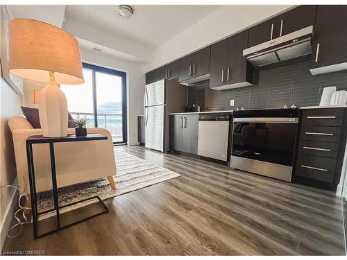 1106-15 Queen Street, Hamilton, ON - Indoor Photo Showing Kitchen With Stainless Steel Kitchen