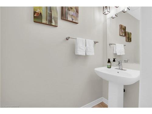 71 Baycliffe Crescent, Brampton, ON - Indoor Photo Showing Bathroom