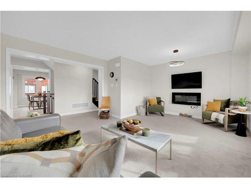 71 Baycliffe Crescent, Brampton, ON - Indoor Photo Showing Living Room With Fireplace