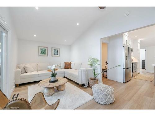 1294 Black Beach Lane, Ramara, ON - Indoor Photo Showing Living Room