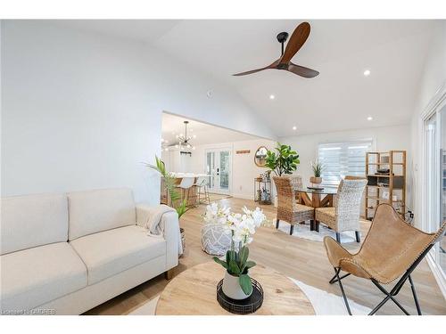 1294 Black Beach Lane, Ramara, ON - Indoor Photo Showing Living Room