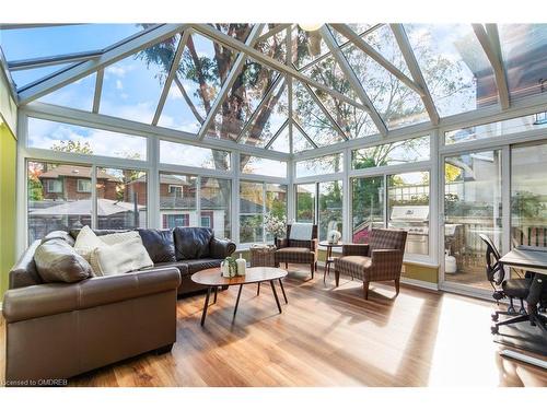 19 Jackson Avenue, Toronto, ON - Indoor Photo Showing Living Room