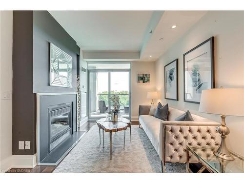 417-11 Bronte Road, Oakville, ON - Indoor Photo Showing Living Room With Fireplace