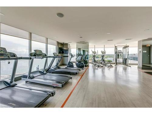 417-11 Bronte Road, Oakville, ON - Indoor Photo Showing Gym Room