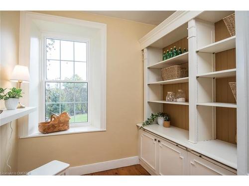 8268 Canyon Road, Campbellville, ON - Indoor Photo Showing Other Room