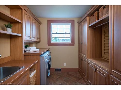 8268 Canyon Road, Campbellville, ON - Indoor Photo Showing Laundry Room