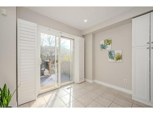 2406 Sequoia Way, Oakville, ON - Indoor Photo Showing Other Room