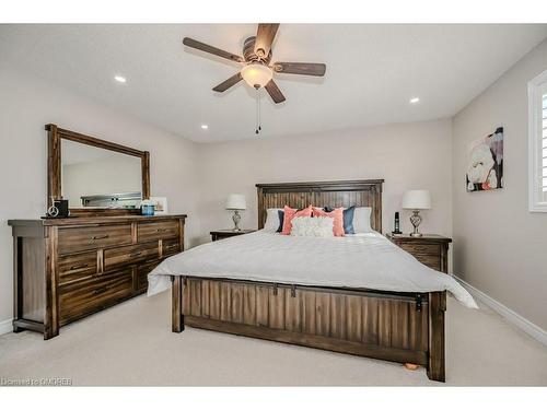 2406 Sequoia Way, Oakville, ON - Indoor Photo Showing Bedroom