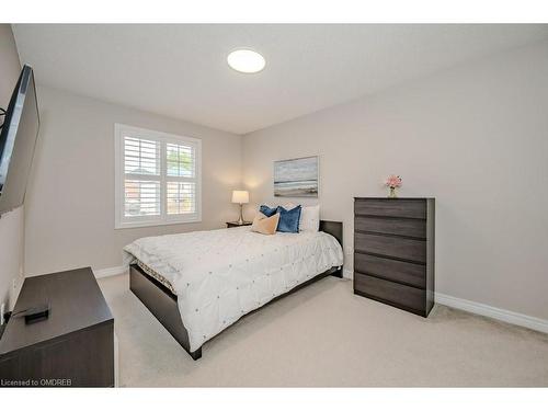 2406 Sequoia Way, Oakville, ON - Indoor Photo Showing Bedroom