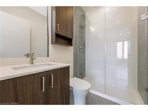 2004-8010 Derry Road, Milton, ON - Indoor Photo Showing Bathroom