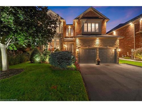 1533 Pinery Crescent, Oakville, ON - Outdoor