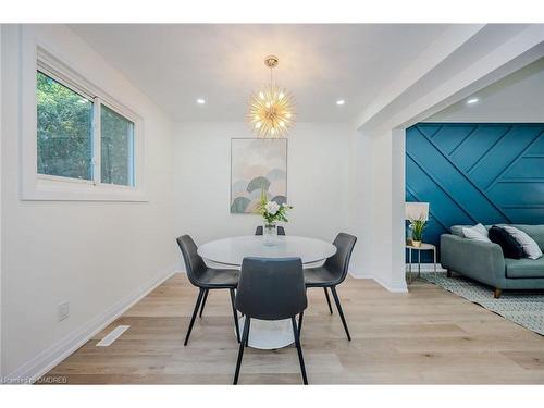 191 Mendel Court, Oakville, ON - Indoor Photo Showing Dining Room