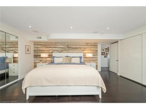 1 Terry Court, Georgetown, ON - Indoor Photo Showing Bedroom