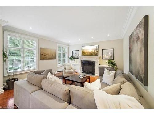 3021 Woodland Park Drive, Burlington, ON - Indoor Photo Showing Living Room With Fireplace