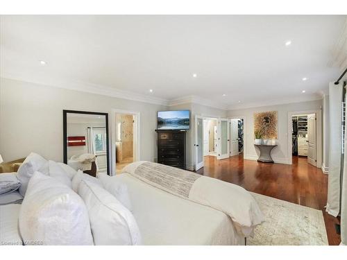 3021 Woodland Park Drive, Burlington, ON - Indoor Photo Showing Bedroom