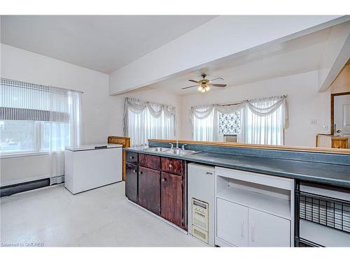 B-950 Barton Street E, Hamilton, ON - Indoor Photo Showing Kitchen With Double Sink