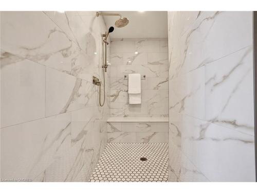 48 Palomino Drive, Carlisle, ON - Indoor Photo Showing Bathroom