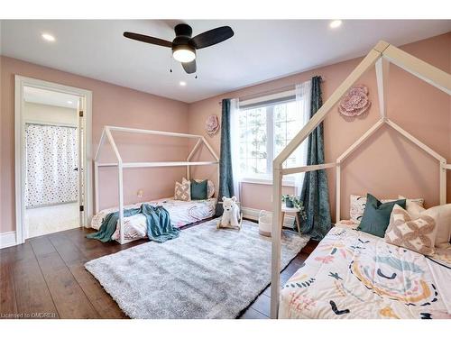 48 Palomino Drive, Carlisle, ON - Indoor Photo Showing Bedroom