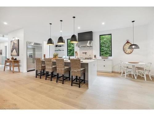 114 Reding Road, Ancaster, ON - Indoor Photo Showing Dining Room