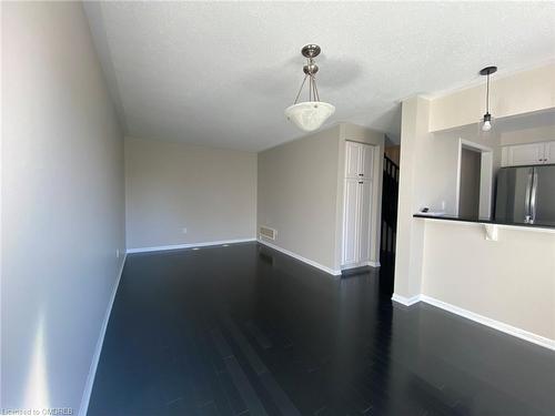 802 Fowles Court, Milton, ON - Indoor Photo Showing Other Room