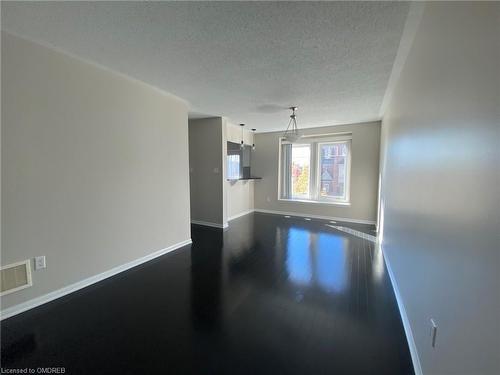 802 Fowles Court, Milton, ON - Indoor Photo Showing Other Room