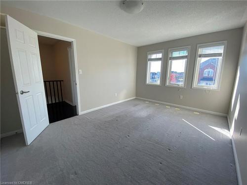 802 Fowles Court, Milton, ON - Indoor Photo Showing Other Room