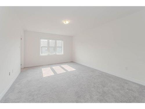 86-166 Deerpath Drive, Guelph, ON - Indoor Photo Showing Other Room