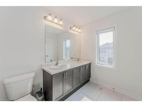 86-166 Deerpath Drive, Guelph, ON - Indoor Photo Showing Bathroom