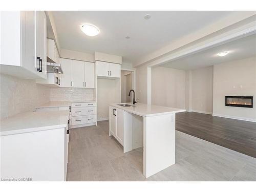 280 Forks Road, Welland, ON - Indoor Photo Showing Kitchen