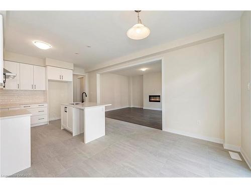 280 Forks Road, Welland, ON - Indoor Photo Showing Kitchen