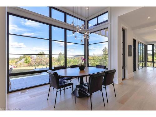 6583 Twiss Road, Burlington, ON - Indoor Photo Showing Other Room