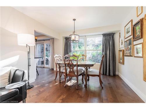 108 Chalmers Street, Oakville, ON - Indoor Photo Showing Dining Room