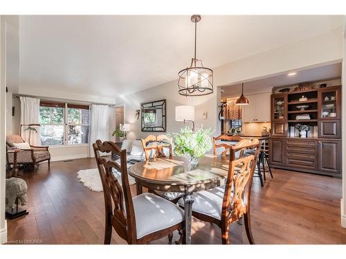 108 Chalmers Street, Oakville, ON - Indoor Photo Showing Dining Room