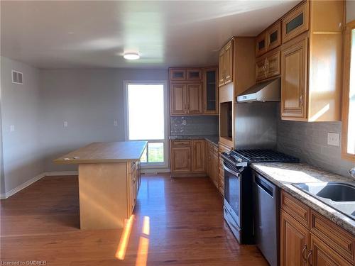 3911 Garrison Road, Ridgeway, ON - Indoor Photo Showing Kitchen