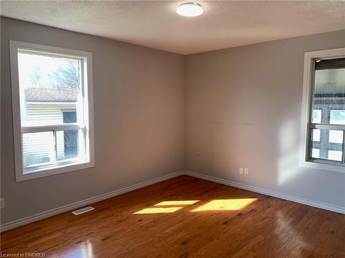 3911 Garrison Road, Ridgeway, ON - Indoor Photo Showing Other Room