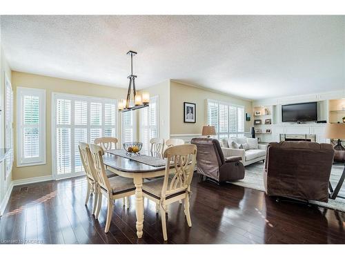 2058 Grand Boulevard, Oakville, ON - Indoor