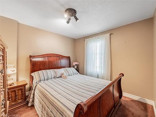 40 Grattan Street, North York, ON - Indoor Photo Showing Bedroom