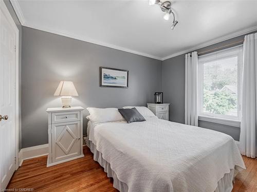 40 Grattan Street, North York, ON - Indoor Photo Showing Bedroom