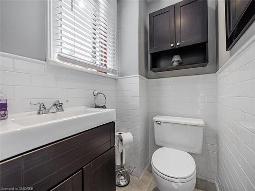 40 Grattan Street, North York, ON - Indoor Photo Showing Bathroom