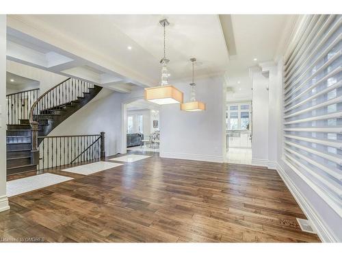 1035 Truman Avenue, Oakville, ON - Indoor Photo Showing Other Room