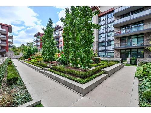 Gr36-1575 Lakeshore Road W, Mississauga, ON - Outdoor With Facade