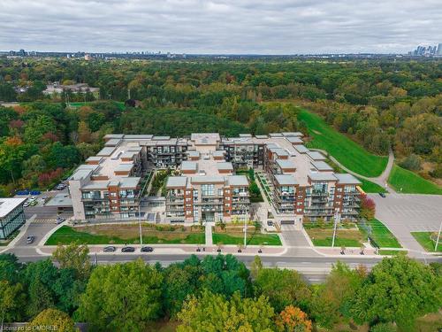 Gr36-1575 Lakeshore Road W, Mississauga, ON - Outdoor With View