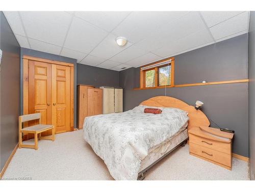 147 Main Street S, Georgetown, ON - Indoor Photo Showing Bedroom