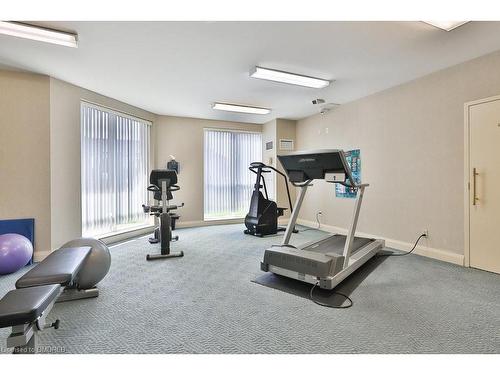 1103-1140 Parkwest Place, Mississauga, ON - Indoor Photo Showing Gym Room