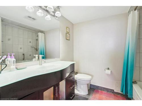 904-1360 Rathburn Road E, Mississauga, ON - Indoor Photo Showing Bathroom