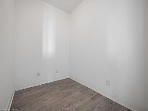 607-70 Annie Craig Drive, Toronto, ON - Indoor Photo Showing Other Room