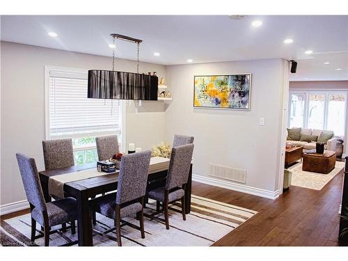 5153 Bunton Crescent, Burlington, ON - Indoor Photo Showing Dining Room