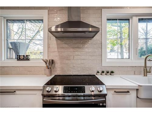 488 Kenmarr Crescent, Burlington, ON - Indoor Photo Showing Kitchen