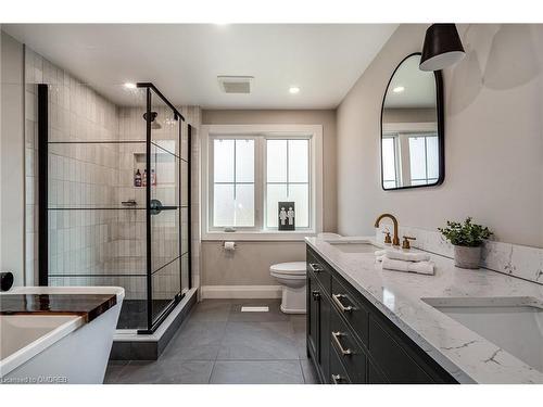 488 Kenmarr Crescent, Burlington, ON - Indoor Photo Showing Bathroom